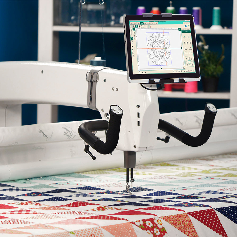Handi Quilter Amara 24-inch Longarm Quilting Machine and Frame